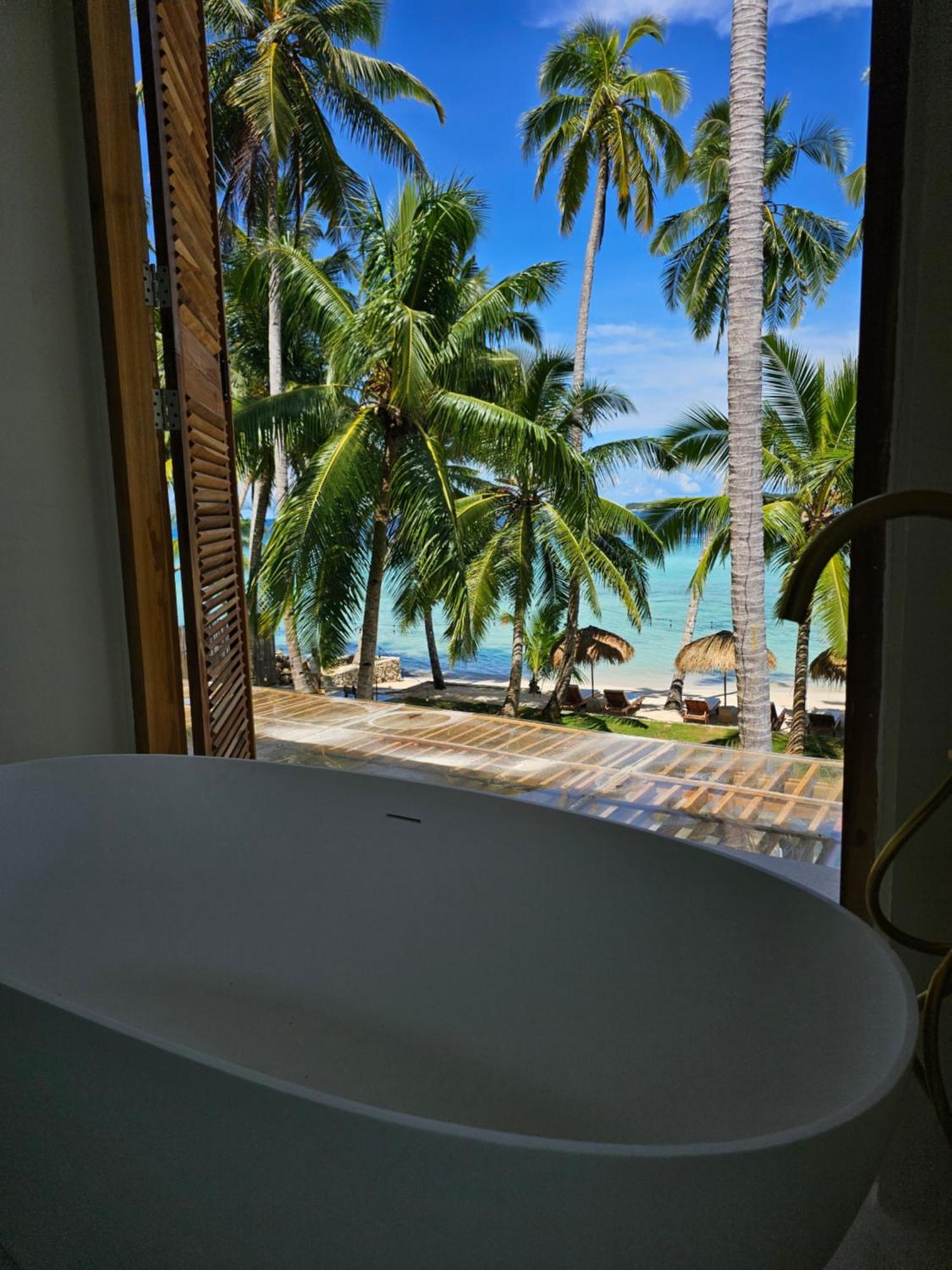 Tua Pejat Solid Surf Villa Mentawai מראה חיצוני תמונה